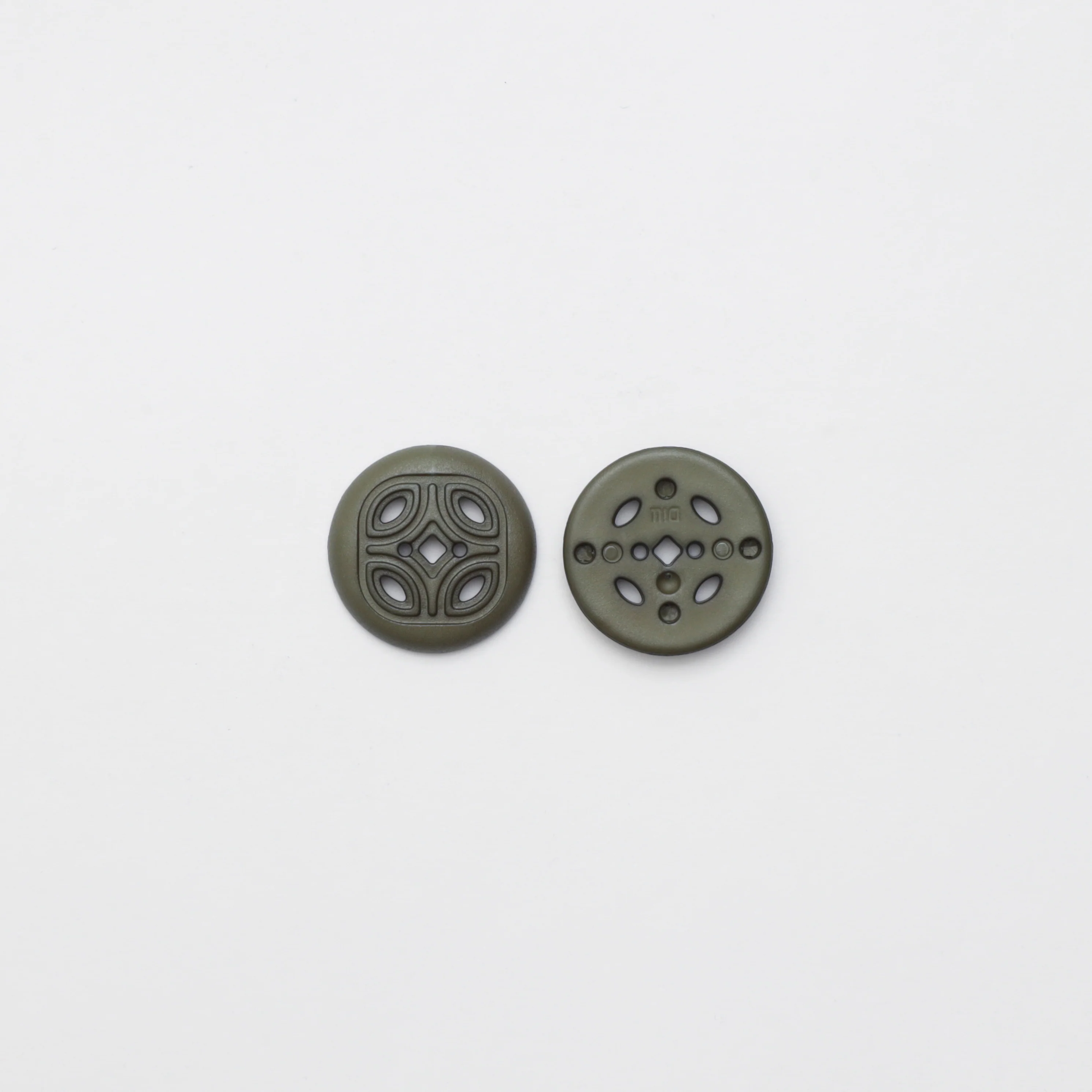 Buttons - 2 Hole - 30mm - Open Ornament - Assorted - Image 8