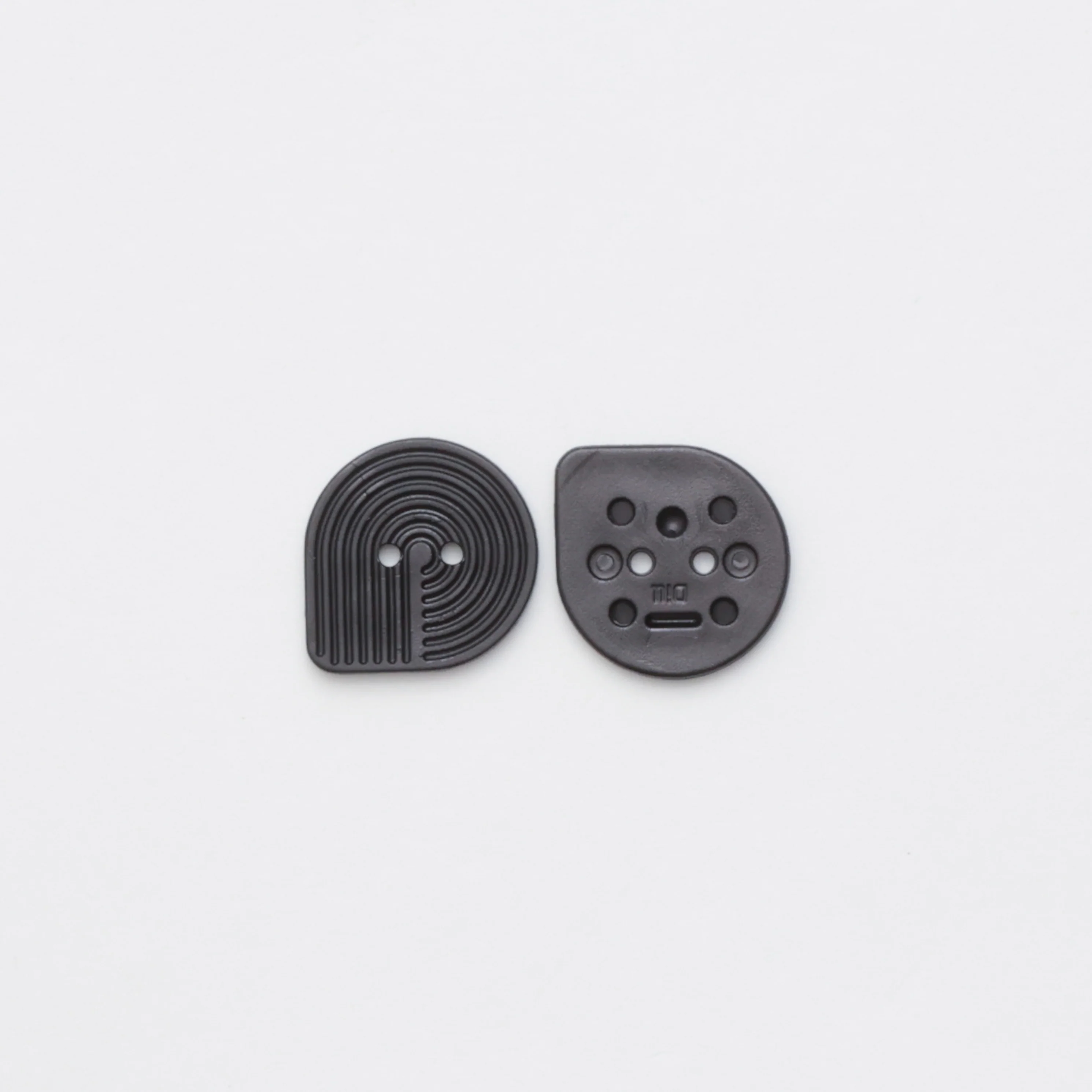 Buttons - 2 Hole - 32mm - Oval - Assorted - Image 11