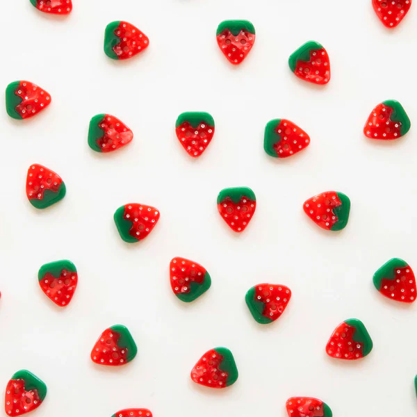 Sarah Hearts - Buttons - Strawberry - Small - Image 2